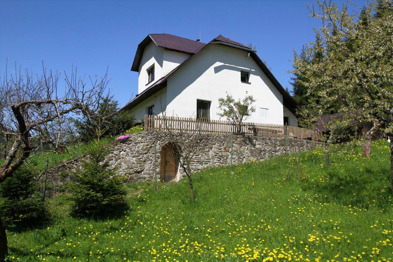 Penzion Na Kopecku Velké Karlovice Dış mekan fotoğraf